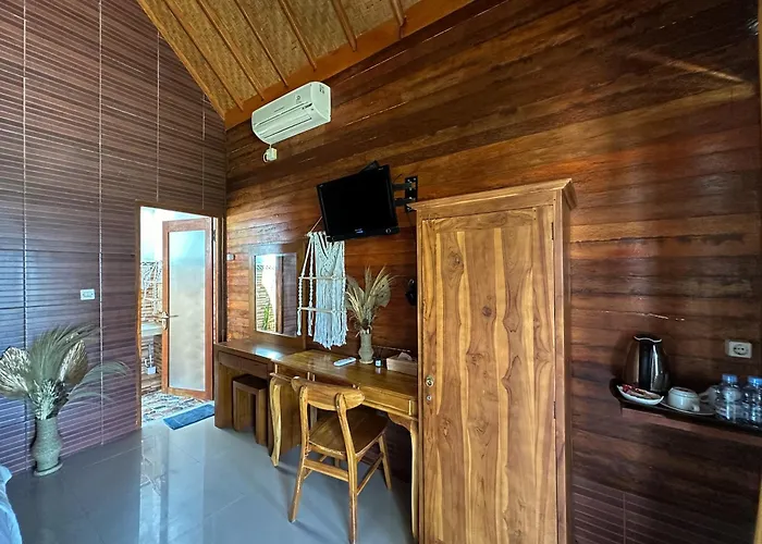 Kani Riot Hotel Ped