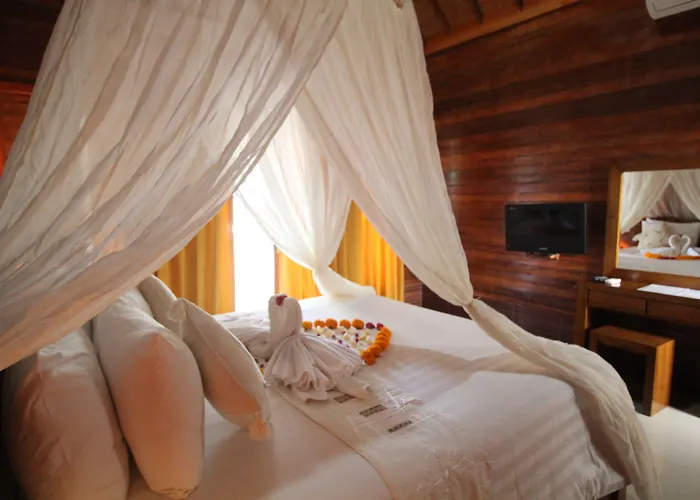 Kani Riot Hotel 3*