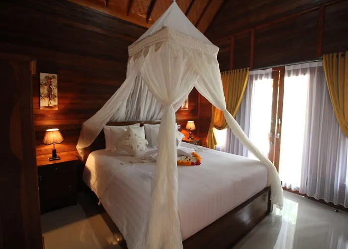 Kani Riot Hotel 3*